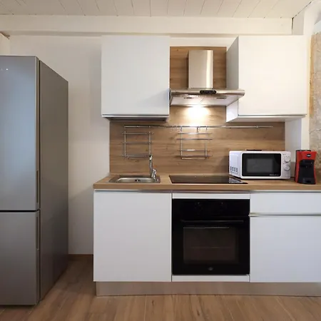 Hostmate - - Garruba Apartamento Bari