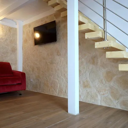 Apartamento Hostmate - - Garruba *